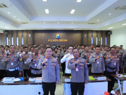 Siap Amankan Tahapan Pemilu, Polres Gresik Gelar Lat Praops Operasi Mantab Brata 2024