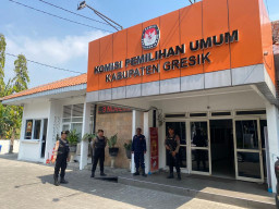 Ciptakan Situasi Aman dan Kondusif di Wilayah Hukum Polres Gresik, Sat Sabhara Lakukan Patroli 