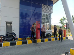 Pastikan Keamanan Logistik KPU, Polres Gresik Gelar Pengamanan Gudang Logistik