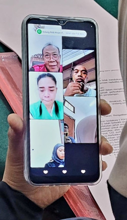 KULAKAN SABU, DIBAGI 5 POKET UNTUK DIJUAL, TERDAKWA YULIANTO DAN SUSANTI DITUNTUT 6 TAHUN 8 BULAN BUI, DENDA Rp1 MILIAR