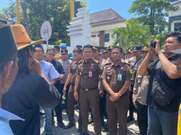 Sudah Ditetapkan Tersangka, Kejari Sampang Tak Menahannya, Sofrowi Wajib Lapor Seminggu Sekali 