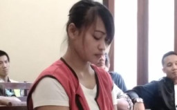 Nyabu, Sicantik Pedagang Roti Online Duduk di Kursi Pesakitan
