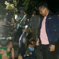 Sekat Raya Gubeng, Aparat Amankan Puluhan R2 dan 3 Remaja Bersabuk Gear.