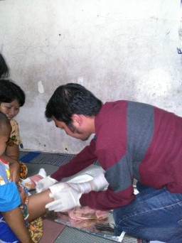 Dibawah Kepemimpinan dr. Suharsono, RSUD dr. Soetomo Dekat Dengan Pasien.