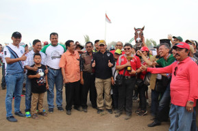 AKBP Raydian Kokrosono Hadiri Lomba Pacuan Kuda Pordasi ke 51