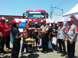 Kanit Dikyasa dan Kapolsek Purwodadi Gelar Driver Appresiation.
