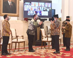 Presiden Jokowi Luncurkan Gerakan Nasional Wakaf Uang