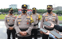 Polda Jatim Kerahkan 6. 043 Personil Babinkamtibmas Guna Pelaksanaan PPKM Mikro
