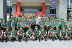 Wujud Sinergitas, Surprise Ucapan Hari Bhayangkara Ke-77 Datang dari Kodim 0817 Gresik