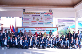 Hadiri Pelantikan Karang Taruna Balongpanggang, Wabup Gresik Aminatun Minta Organisasi Kepemudaan Dapat Bersinergi Dengan Pemerintah Atasi Isu Kemasyarakatan