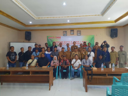 Diskusi Ringan Bersama AKD Kecamatan Balongpanggang, Bahas Peran Serta Media Dalam Mengawal Pembangunan Desa