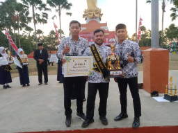 Momentum HUT RI ke 78, SMAN 1 Mojokerto Raih Juara 3 Lomba Paduan Suara