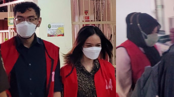 KASUS PORNOGRAFI KEBAYA MERAH DIHUKUM DUA PERKARA, ARYAROT DIHUKUM 28 BULAN, ANISA 24 BULAN, CHAVIA 12 BULAN BUI DAN DENDA MASING - MASING Rp 250 JUTA.