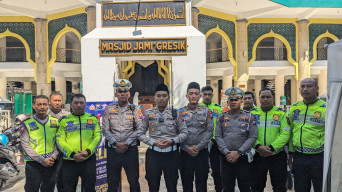 Sambut HUT Lalu Lintas Bhayangkara ke-68, Satlantas Polres Gresik Baksos Serentak di Tempat Ibadah