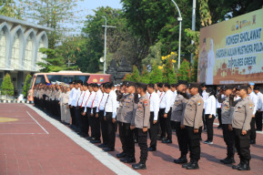 Kapolres Gresik Pimpin Apel Pagi, Ini Pesan...