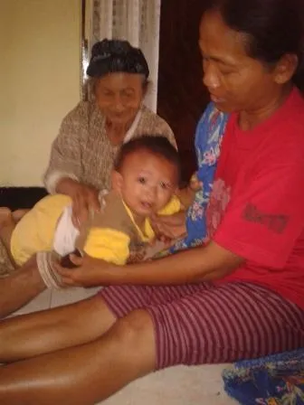 Hampir Seabad, Mbah Misem Masih Hebat