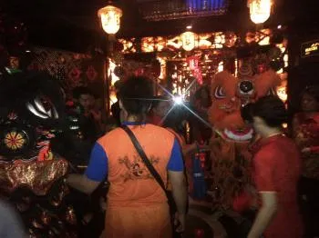 Peringati Imlek, Deluxe Sajikan Tari 