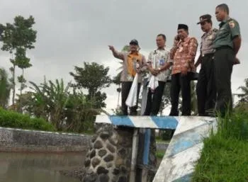 Pilar Penyangga Talang Irigasi Ambruk, Dinas PUPR Bondowoso Segera Membuatkan Ground Sail