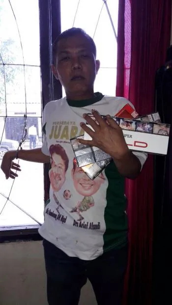 Curi 4 Slop Rokok, Dadang Babak Belur di Hajar Warga.