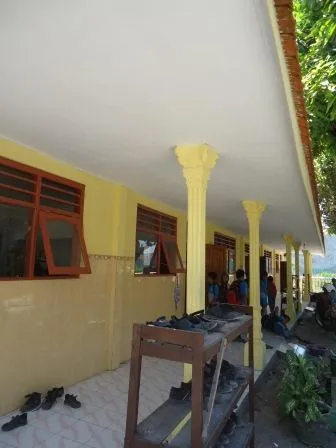 100 Persen Diduga Memakai Kayu Bekas 