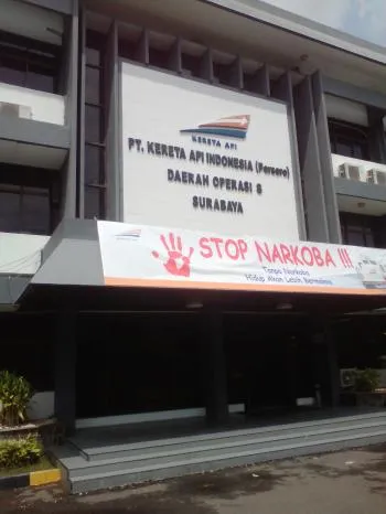 PT. KAI Daops 8 Sediakan 28 Rute Tambahan Untuk Natal dan Tahun Baru.