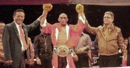 Carlos Lopez Raih  Sabuk Emas ATI