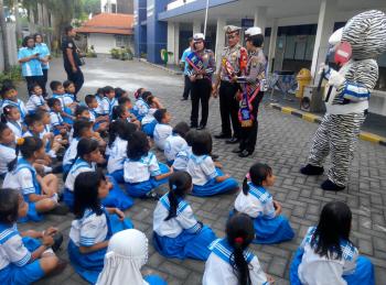 Rangkaian Acara HUT Sat Lantas KP3 Dan Polretabes Surabaya