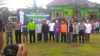 Polres, Dispora dan NU Pasuran Gelar Turnamen Futsal Santri.