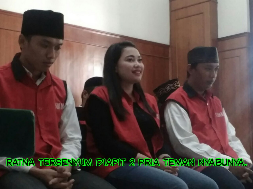 2 Pria 1 Wanita Nyabu Bareng, Akibatnya di Sidang Oleh Hakim PN Surabaya.