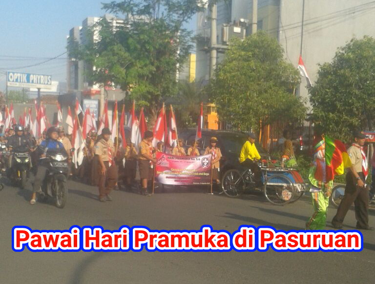Ratusan Pelajar Pawai Peringatan Hari Pramuka.