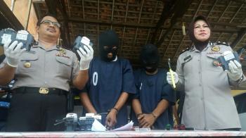 Dua Perampok Unesa Diamankan Polsek Lakarsantri
