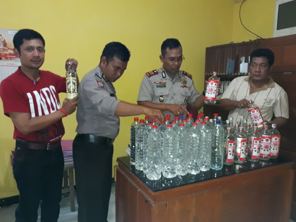 Jelang Natal dan Tahun Baru, Polsek Purwosari Gelar Razia Miras dan Premanisme.