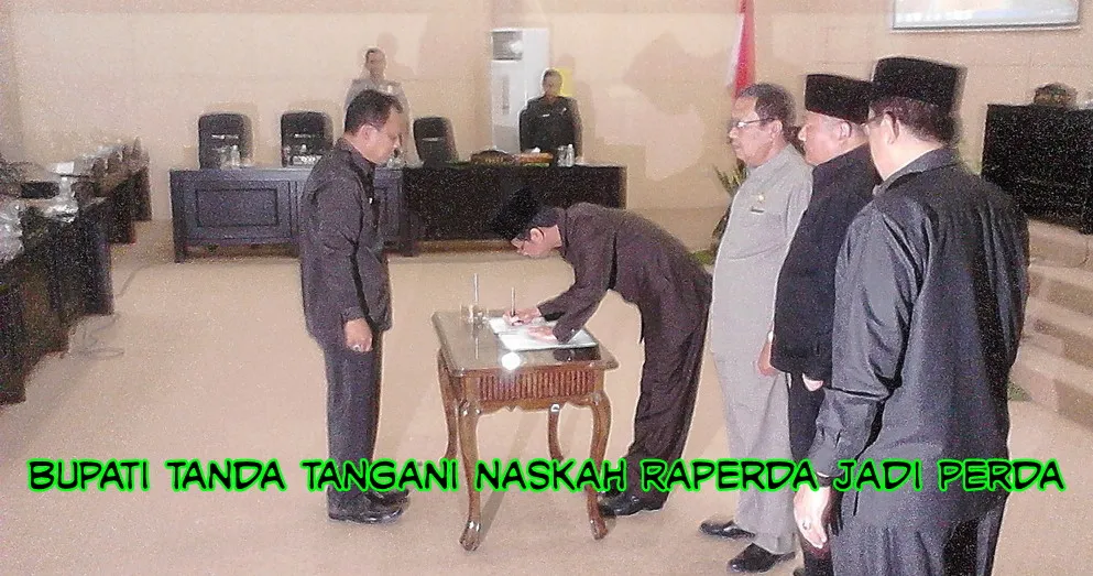 Pemkab dan DPRD Sepakati Raperda Jadi Perda.