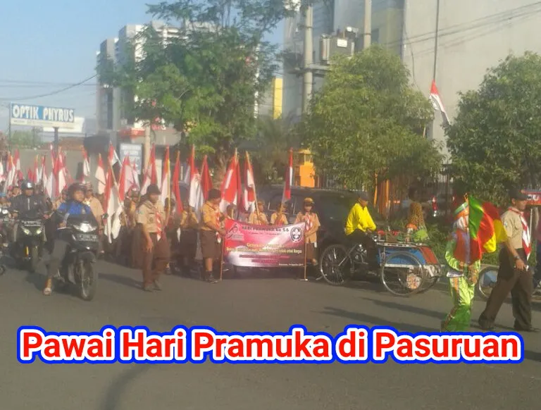 Ratusan Pelajar Pawai Peringatan Hari Pramuka.