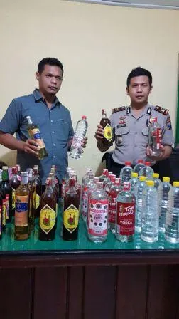 Kapolsek Purwodadi Terjun Langsung Berantas Miras.