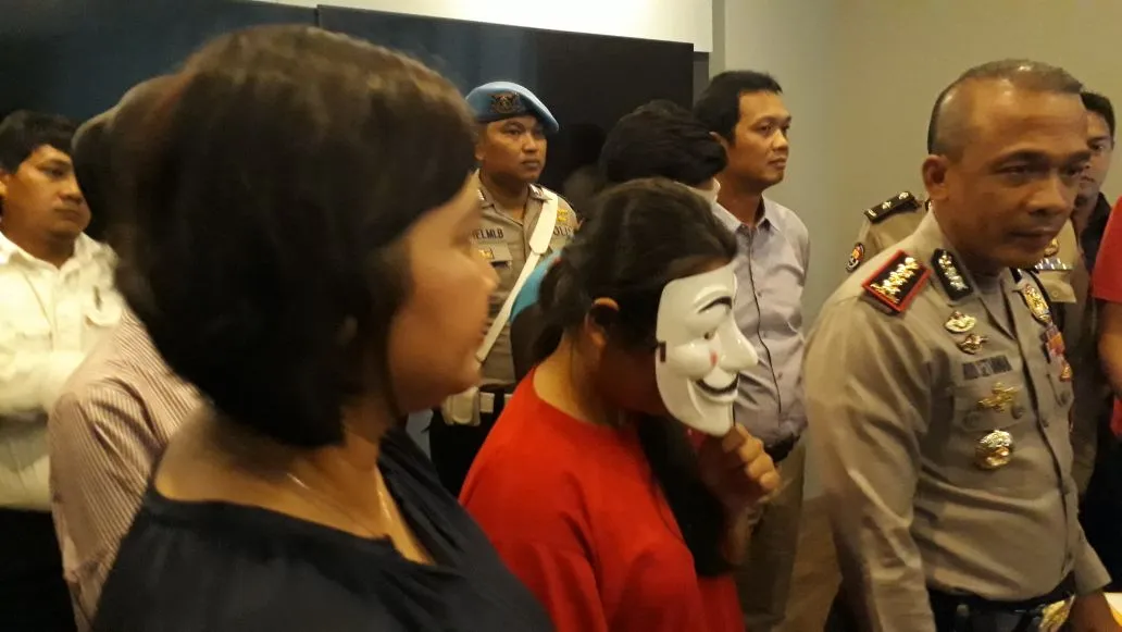 Prilaku Nyleneh, Istri Ajak Suami Layani Fantasi 3some