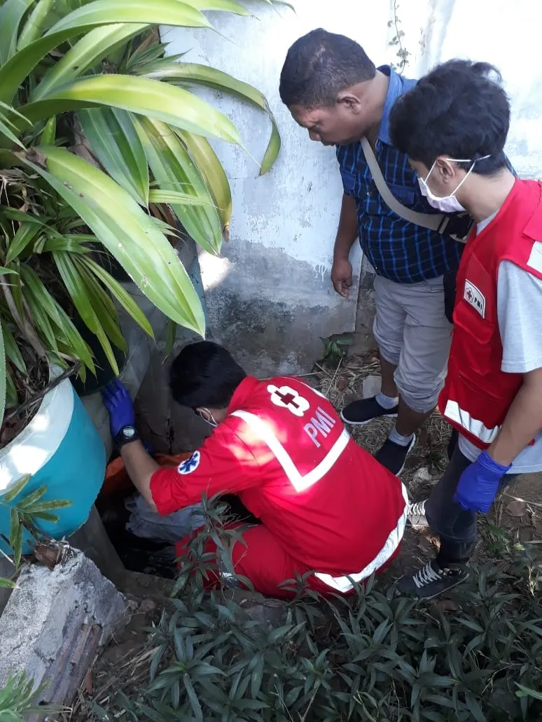 Panjat Tembok Sekolah, Wira Siswa SMK 5 Terjatuh Hingga Meninggal Dunia.