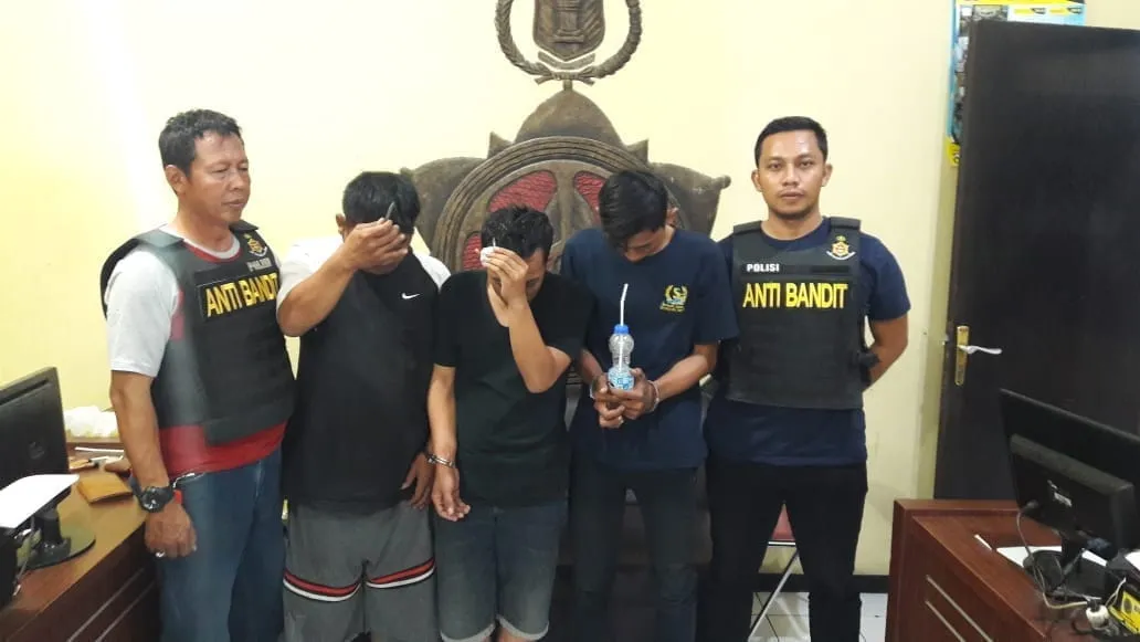 Pesta Narkoba Berujung Nginap di Hotel Prodeo.