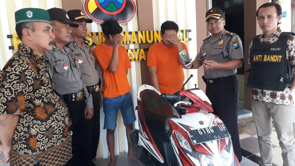Curi HP di Counter, 2 Pria Ini di Tangkap Warga 