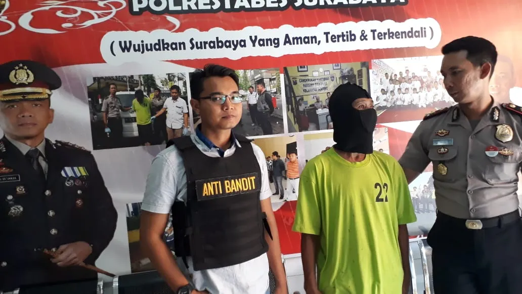 Ketahuan Bawa Ganja, Bujang Lapuk Asal Klampis di Bekuk.