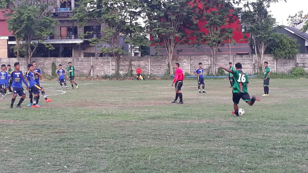 Menang Tipis Atas Putra Mars, Tim Salamander FC Bungkal, Maju ke Semi Final Turnamen Piala Jelidro Cup 2018.