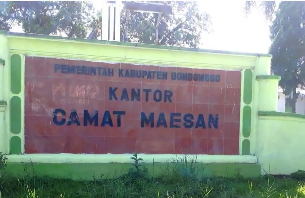 Warga Kecewa di Pingpong Sekretaris Desa Sumberanyar dan Staf Kecamatan Maesan.