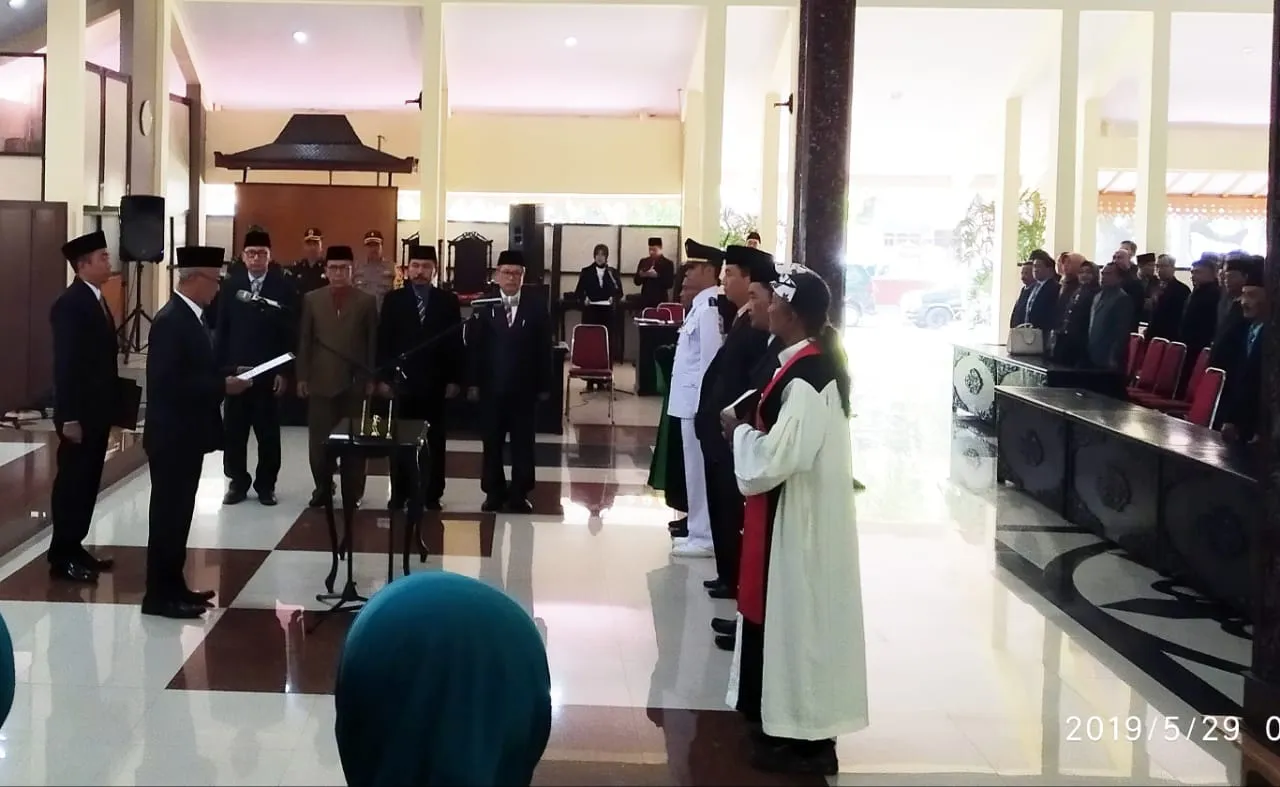 Rotasi Besar-Besar an di Disdikbud, Bupati Lantik 138 Ka. Uptd Satuan Pendidikan Formal, 6 Pengawas, 1 Camat