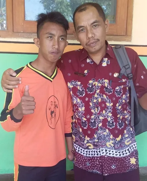 Luar Biasa, Anak Anak Disabilitas Siswa SDN Lanas, Raih Juara 1 Lomba Lari 100M dan Lompat Jauh. 