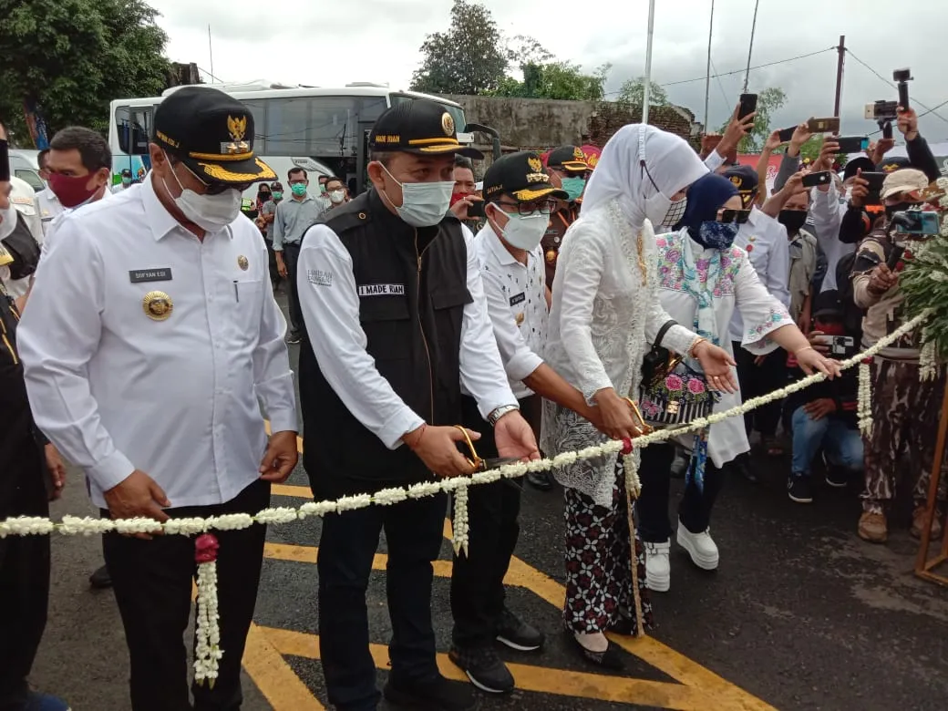 Walikota Sutiaji, Resmikan Mega Proyek Sebagai Kado Tahun Baru Bagi Masyarakat Kota Malang.
