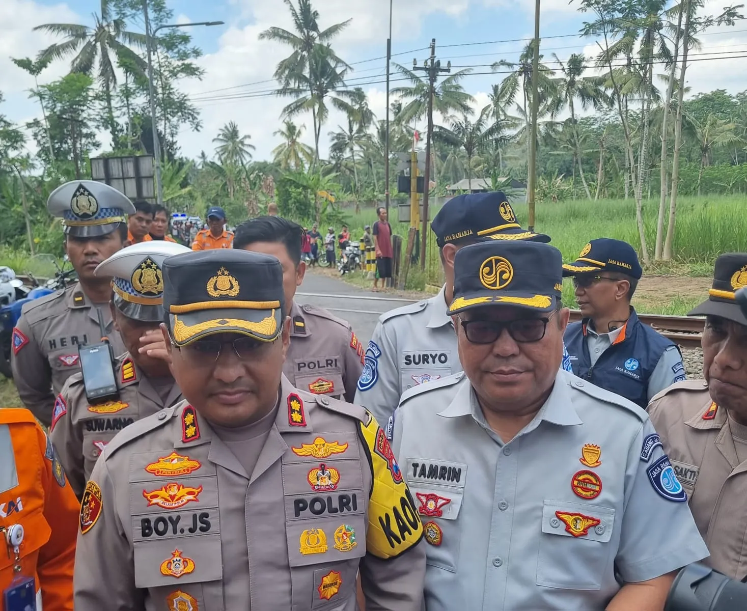 LAKA KERETA API PROBOWANGI VS MIKROBUS DI LUMAJANG, 11 ORANG MENINGGAL DUNIA DAN 4 LUKA BERAT, PT JASA RAHARJA JAMIN SELURUH KORBAN