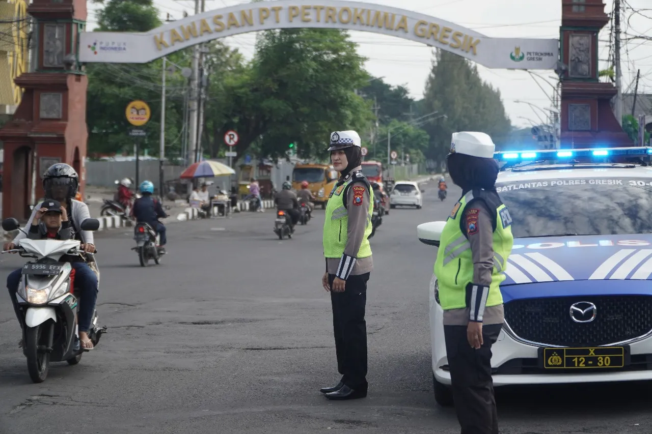 Srikandi Giri: Terobosan Gemilang Kasat Lantas Polres Gresik dalam Merajut Keamanan dan Kenyamanan Lalu Lintas