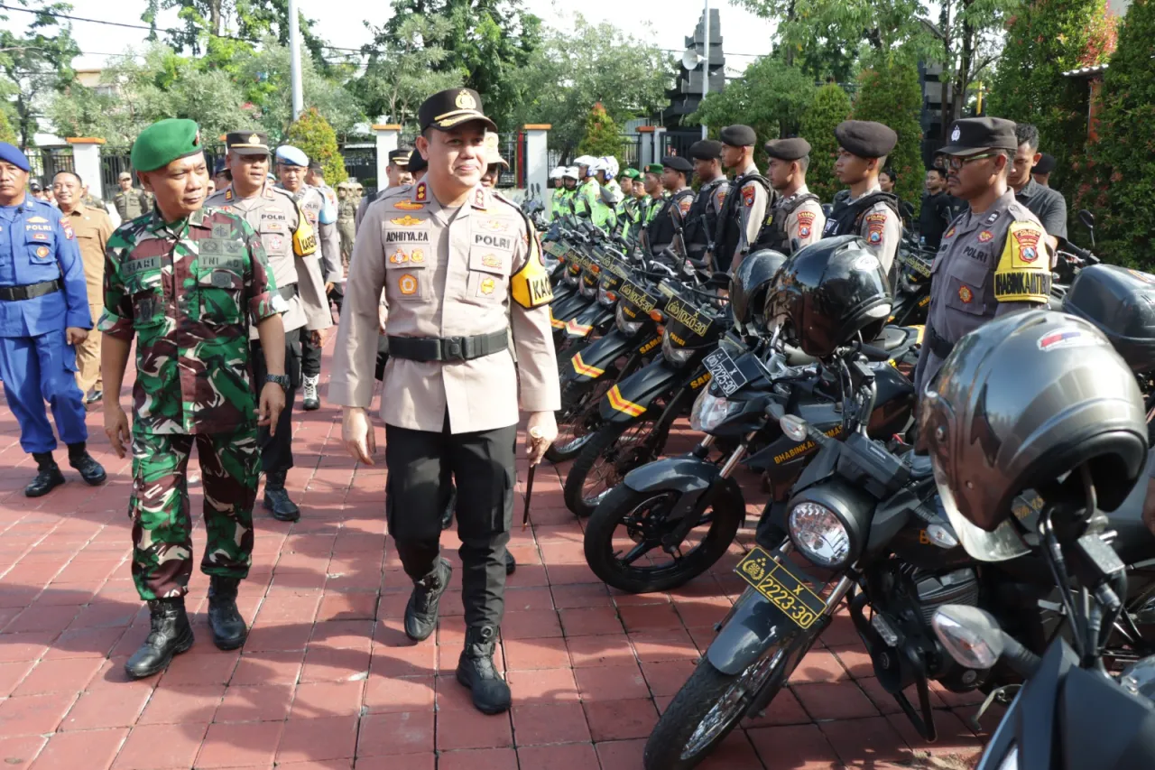 Kapolres Gresik Pimpin Apel Gelar Pasukan Bulan Bakti TNI-Polri 2024