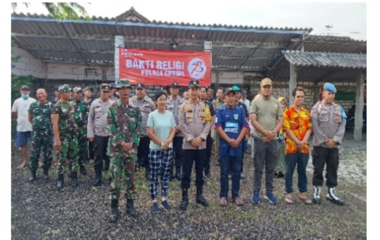 HUT Bhayangkara ke - 78, Polsek Cerme Gelar Bakti Religi di Gereja GKJW Pephatan Cerme Kidul