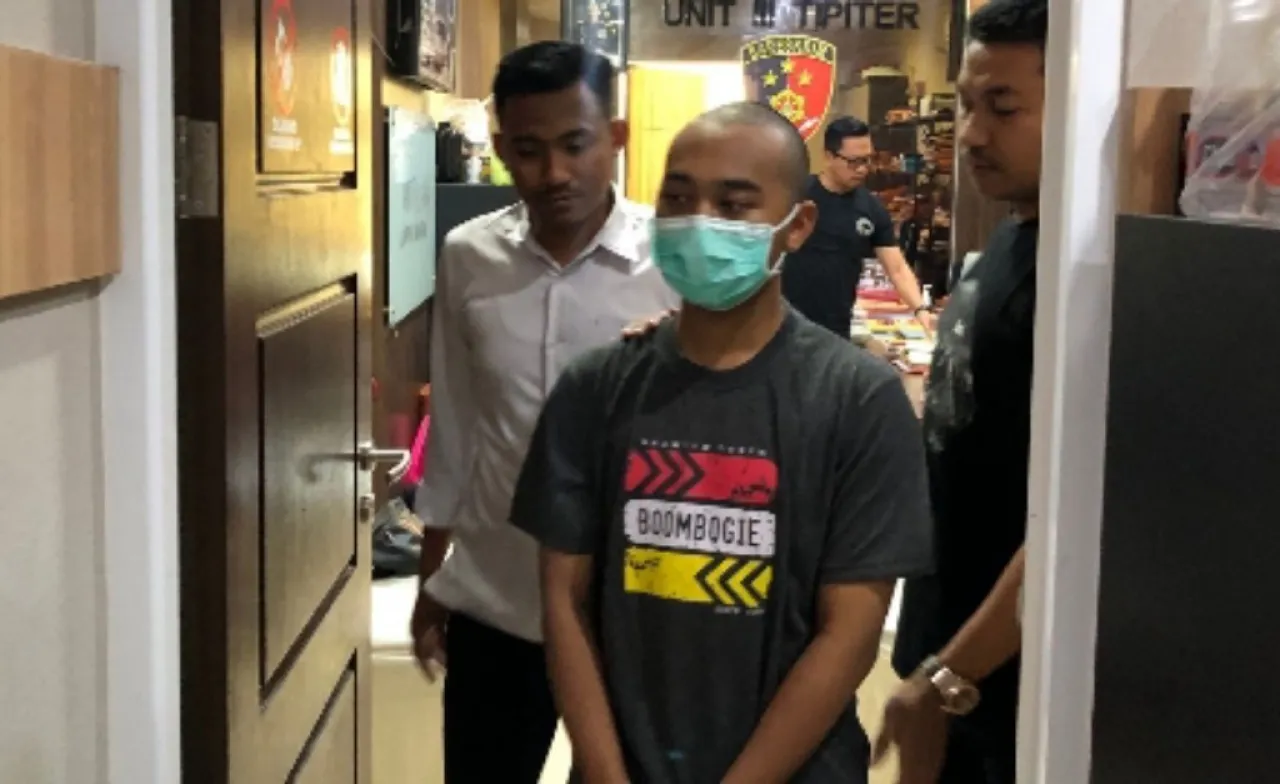 Satreskrim Polres Gresik Ringkus Pemuda Gresik Edit Foto Vulgar Puluhan Teman Perempuannya Demi Fantasi Seksual